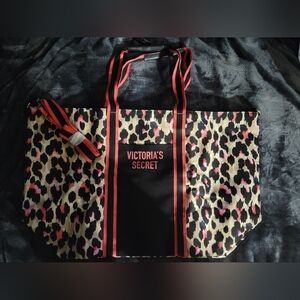 Victoria's Secret Weekender bag
